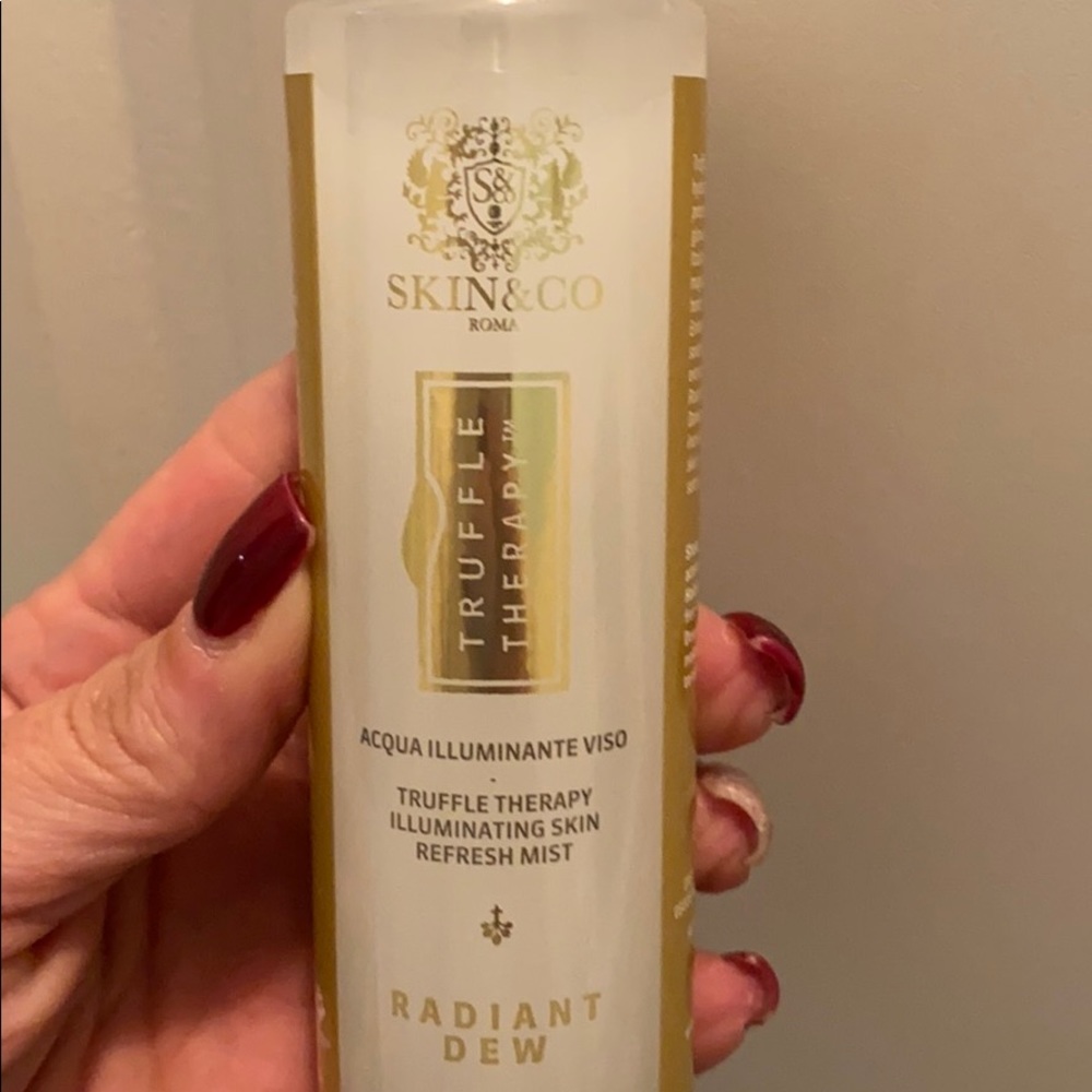 Skin & Co